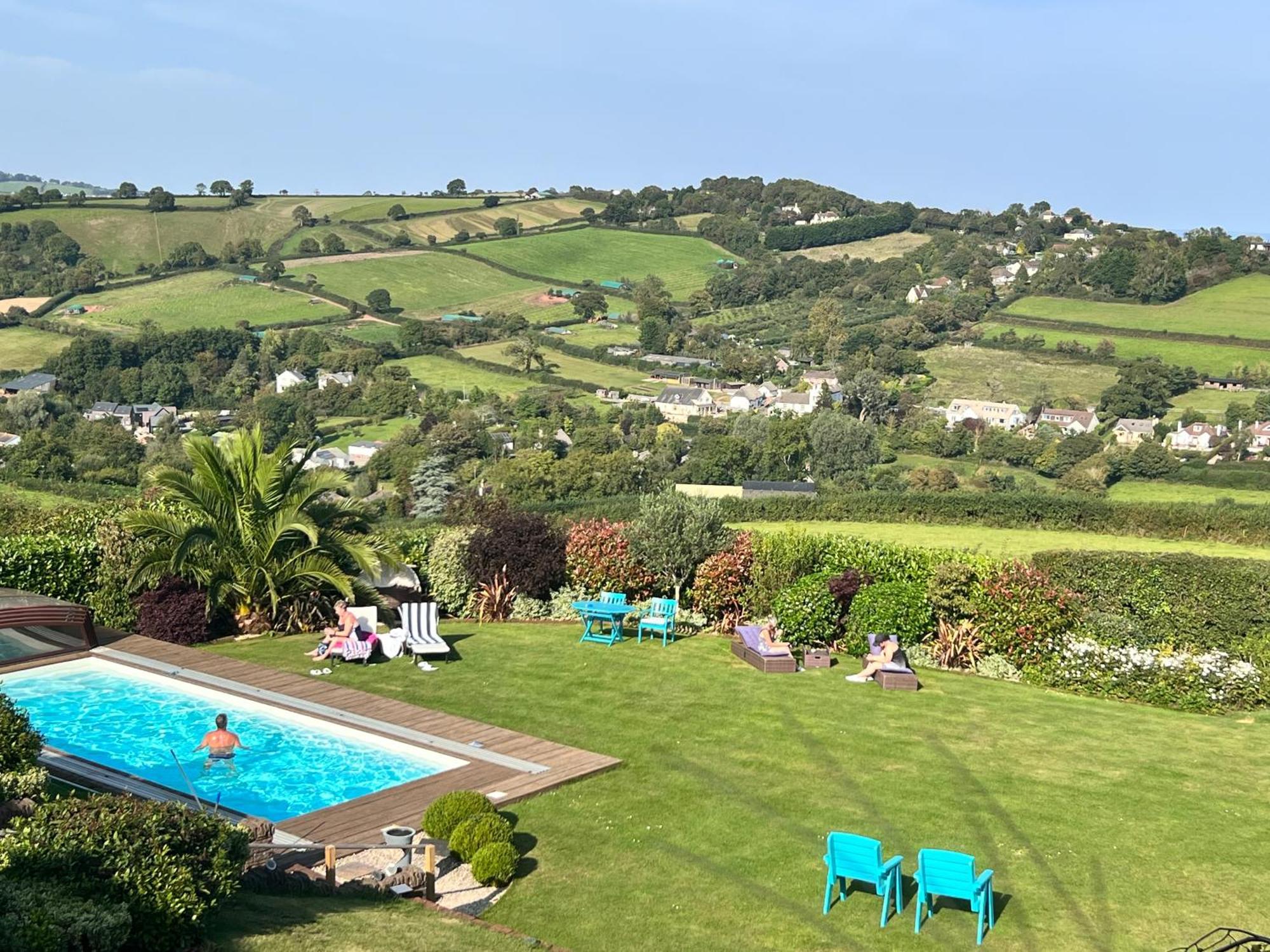 Halekulani Devon Homestay Torquay Εξωτερικό φωτογραφία